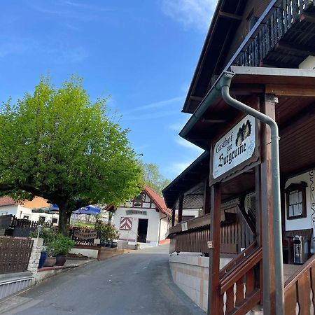 Gasthof Zur Burgruine Pottenstein Buitenkant foto