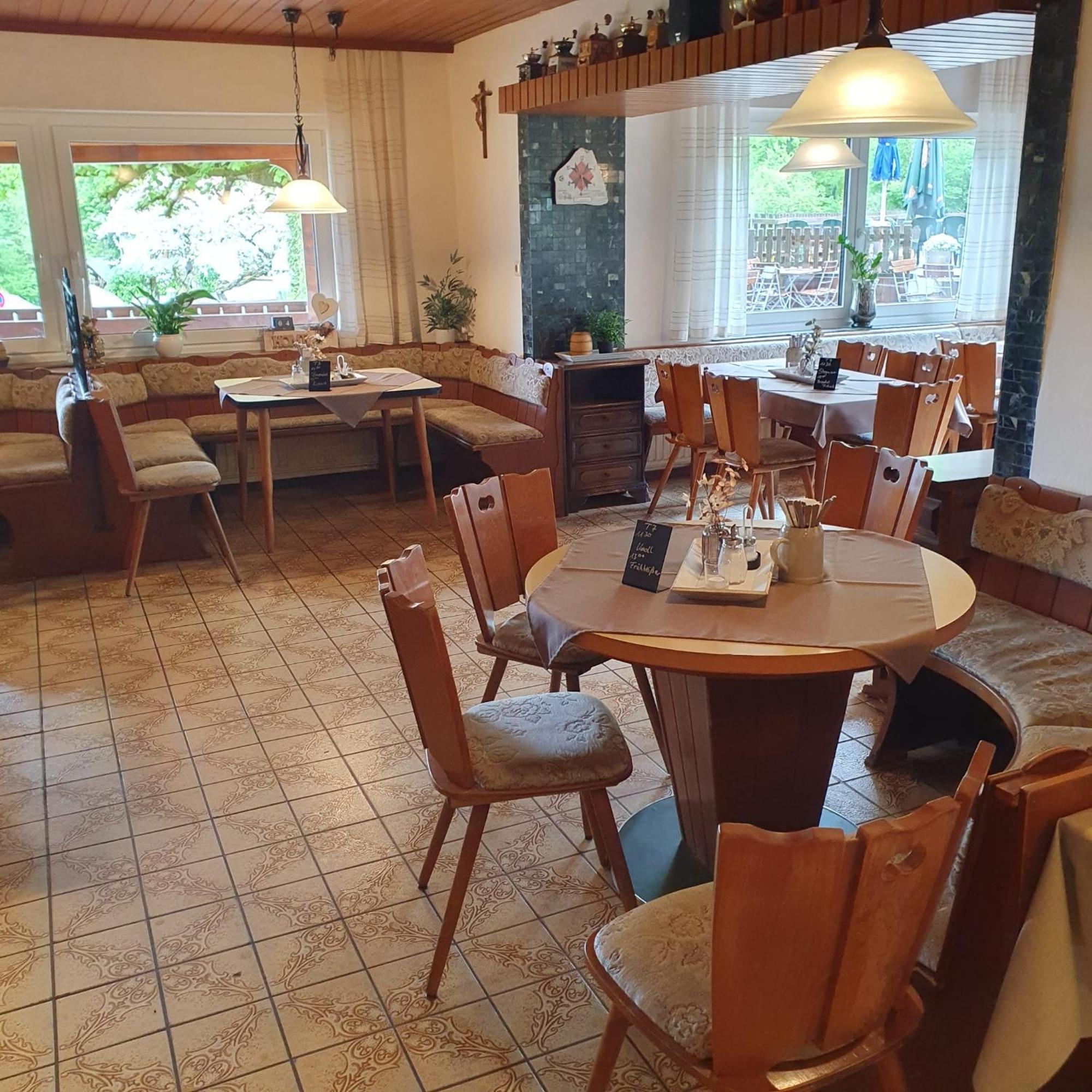 Gasthof Zur Burgruine Pottenstein Buitenkant foto