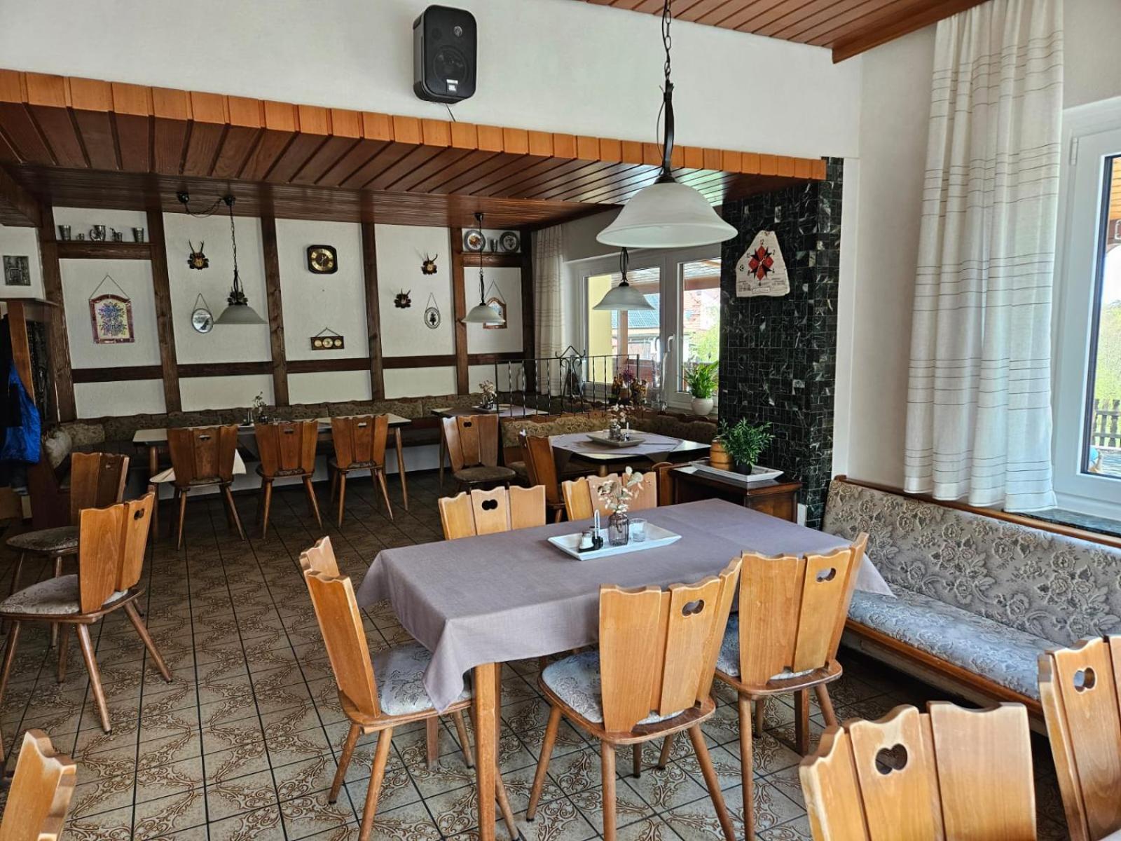 Gasthof Zur Burgruine Pottenstein Buitenkant foto